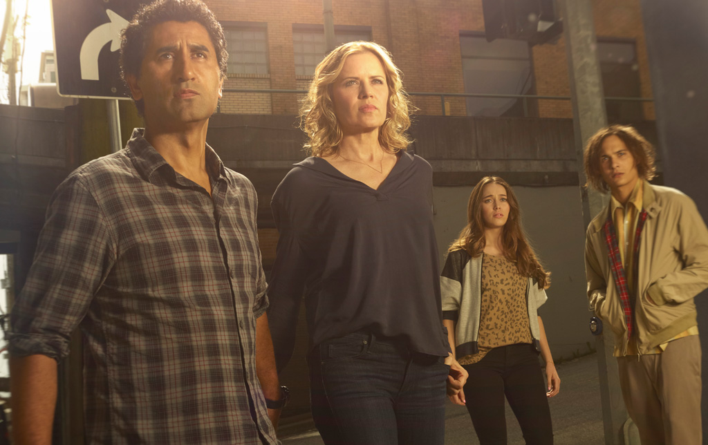 fear-the-walking-dead-cliff-curtis-zumbis-001