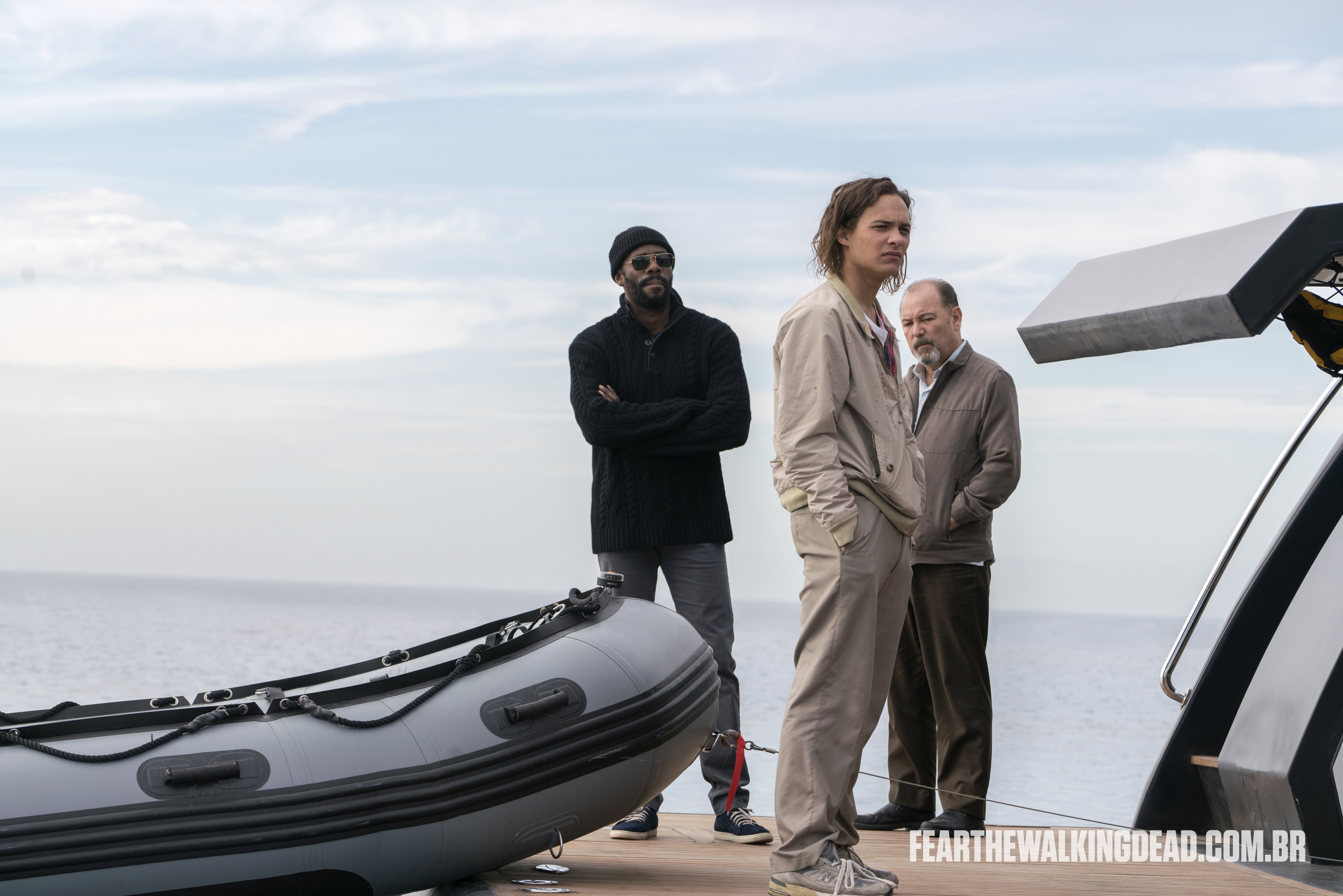 Victor Strand, Nick Clark e Daniel Salazar - Fear the Walking Dead S02E01 - "No Safe Harbor"